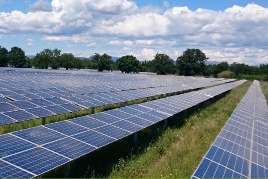 découvrez l'assurance photovoltaïque axa, votre solution pour protéger votre installation solaire. bénéficiez d'une couverture adaptée contre les risques et optimisez la rentabilité de votre énergie solaire en toute sérénité.