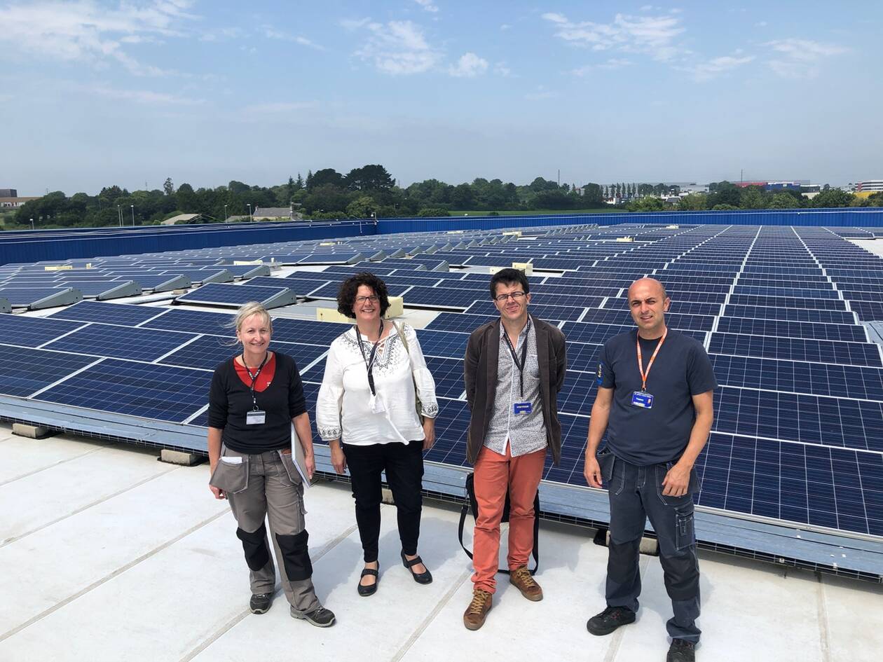 découvrez notre avis complet sur les panneaux photovoltaïques ikea : performance, installation, prix et retour d'expérience. informez-vous pour faire le meilleur choix énergétique pour votre maison!