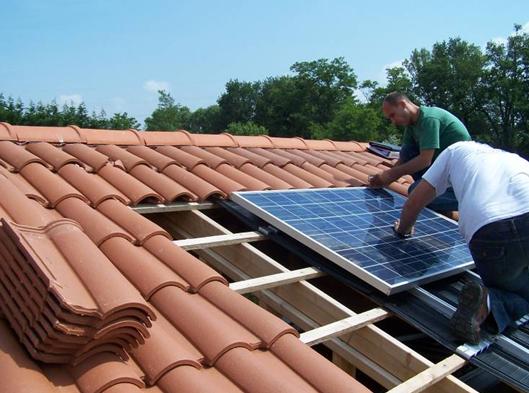 découvrez comment bien choisir vos panneaux photovoltaïques pour optimiser votre production d'énergie solaire. nos conseils vous guident à travers les différents types, rendements et critères essentiels pour une installation réussie.