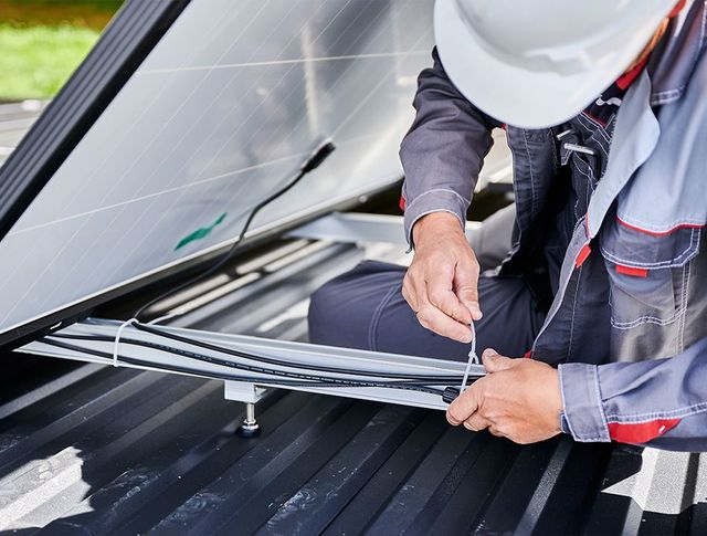découvrez notre contrat de maintenance pour systèmes photovoltaïques : un service complet pour garantir le fonctionnement optimal de vos installations solaires, améliorer leur rendement et prolonger leur durée de vie. profitez de notre expertise professionnelle et d'un suivi personnalisé.
