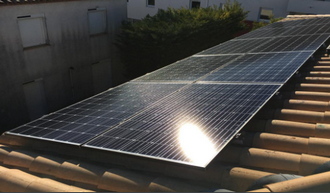 découvrez le coût des panneaux photovoltaïques, y compris les facteurs influençant le prix, les aides disponibles et les économies d'énergie potentielles. informez-vous pour faire le meilleur choix en matière d'énergie solaire.