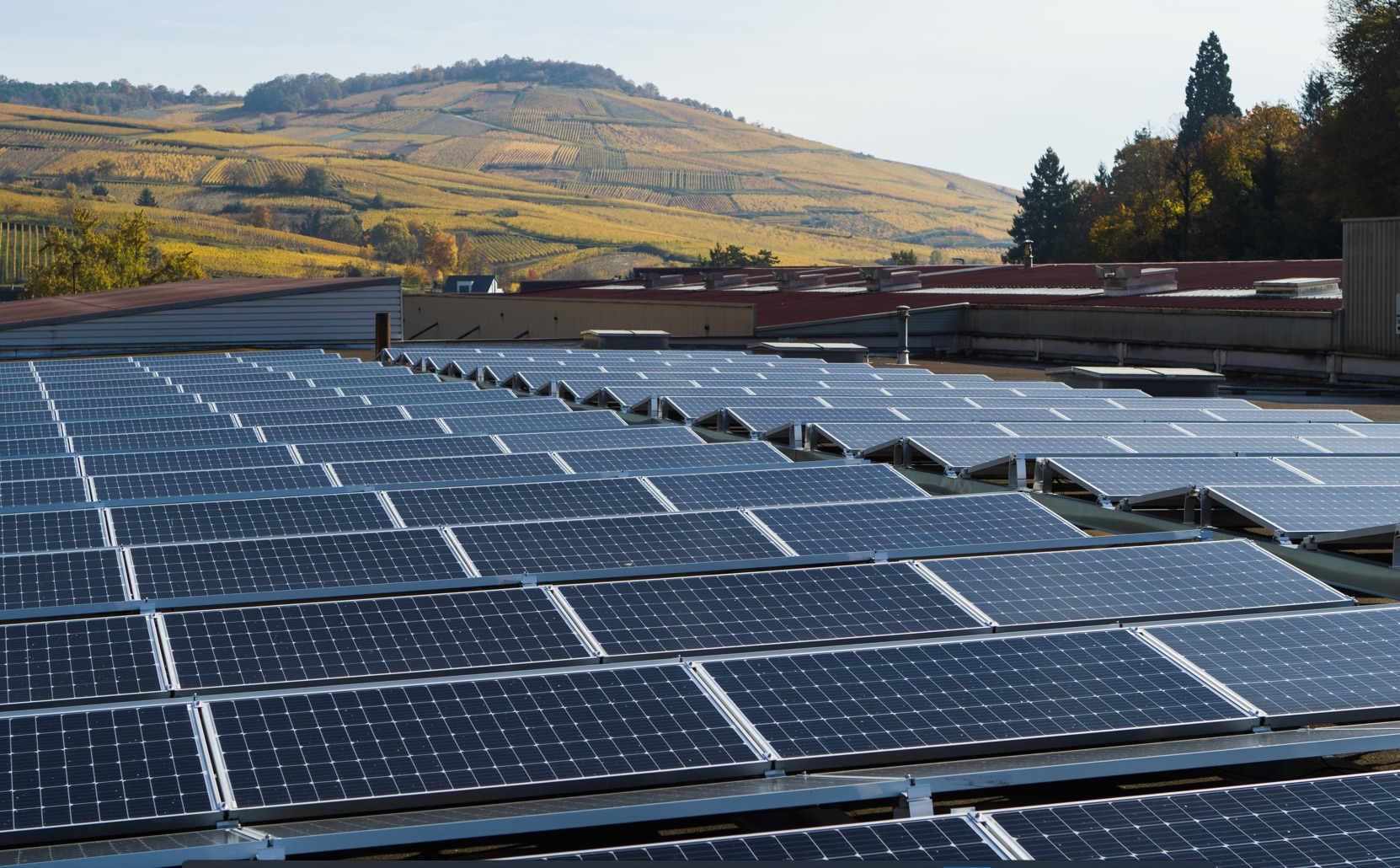 découvrez comment les panneaux photovoltaïques transforment la lumière du soleil en énergie durable tout en réduisant l'éblouissement et en maximisant l'efficacité. informez-vous sur les dernières innovations et technologies pour une installation optimale et un confort visuel accru.