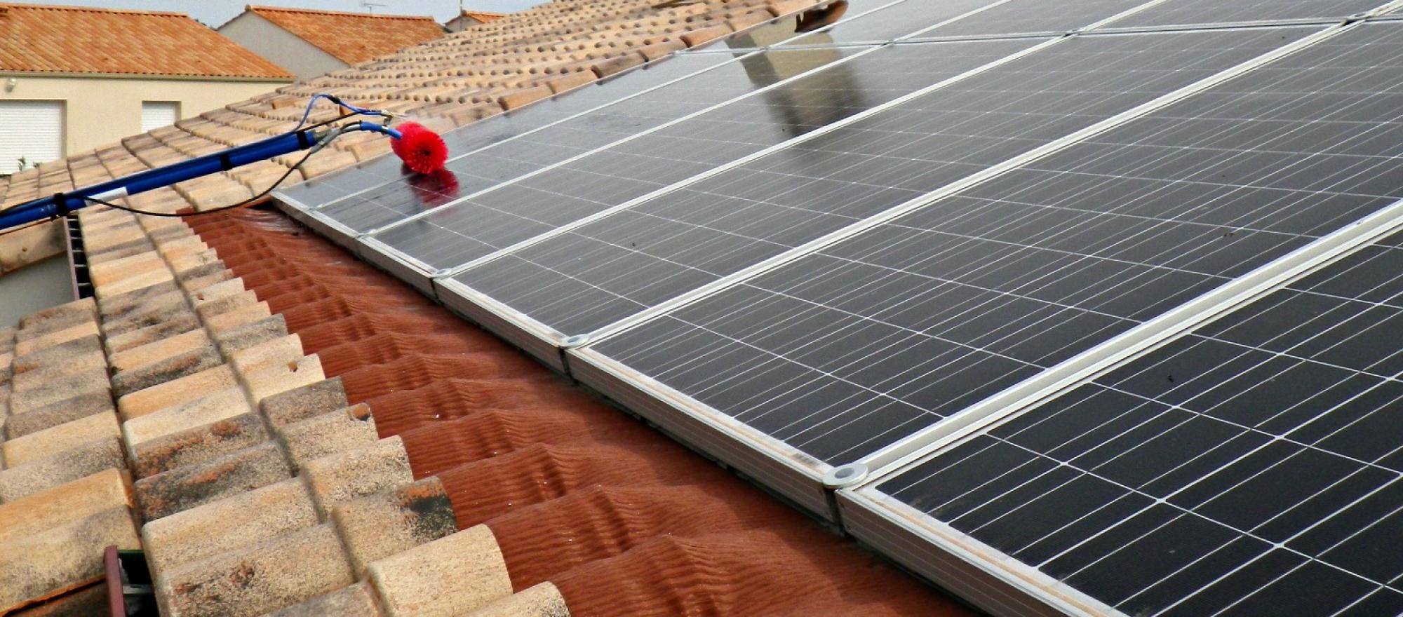 découvrez l'importance de l'entretien des panneaux photovoltaïques pour maximiser leur efficacité et prolonger leur durée de vie. trouvez des conseils pratiques et des astuces pour un fonctionnement optimal de votre installation solaire.