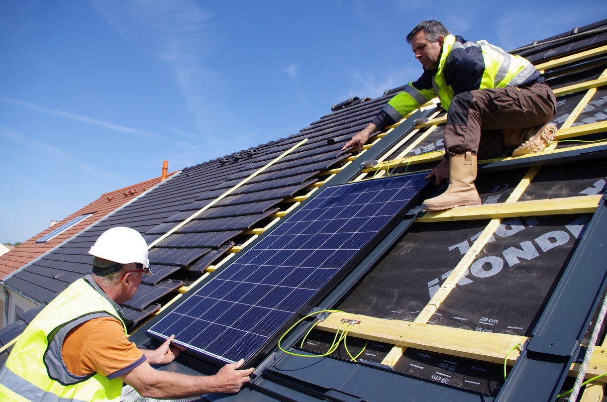 découvrez l'importance de l'étanchéité des panneaux photovoltaïques pour garantir leur performance et leur durabilité. apprenez comment prévenir les infiltrations d'eau et améliorer l'efficacité de votre installation solaire.