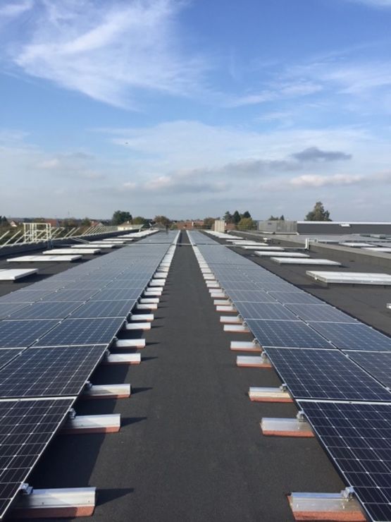 découvrez comment assurer l'étanchéité de vos panneaux photovoltaïques pour maximiser leur performance et prolonger leur durée de vie. protégez votre investissement contre les intempéries et optimisez votre production d'énergie solaire.