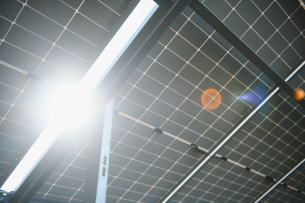 découvrez comment bénéficier d'une exonération de taxe foncière grâce à l'installation de panneaux photovoltaïques. informez-vous sur les conditions, les démarches à suivre et les avantages fiscaux liés à cette initiative écologique.