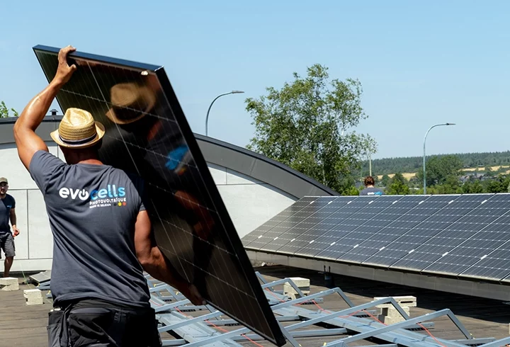 découvrez notre guide complet pour choisir les panneaux photovoltaïques adaptés à vos besoins. comparez les types de panneaux, évaluez leur efficacité et faites un choix éclairé pour optimiser votre production d'énergie solaire.