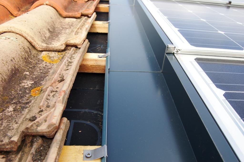découvrez notre guide complet pour l'installation de panneaux photovoltaïques. apprenez les étapes essentielles, les conseils d'experts et les meilleures pratiques pour optimiser la performance de vos systèmes solaires et réduire vos factures d'énergie.