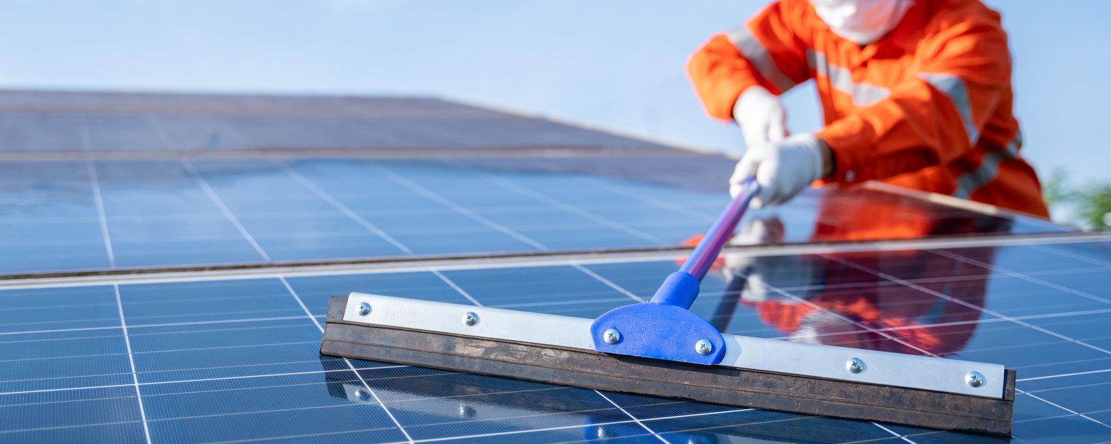 découvrez notre guide complet sur les panneaux photovoltaïques : fonctionnement, avantages, installation et conseils pratiques pour optimiser votre consommation d'énergie solaire.