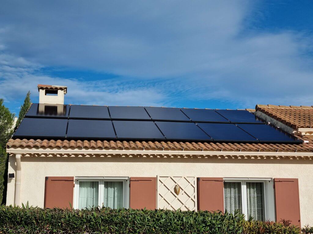 découvrez notre service de location de panneaux photovoltaïques pour optimiser votre production d'énergie renouvelable. bénéficiez d'une installation facile et rapide, tout en réduisant vos factures d'électricité et votre empreinte carbone. profitez d'une énergie propre et rentable dès aujourd'hui !