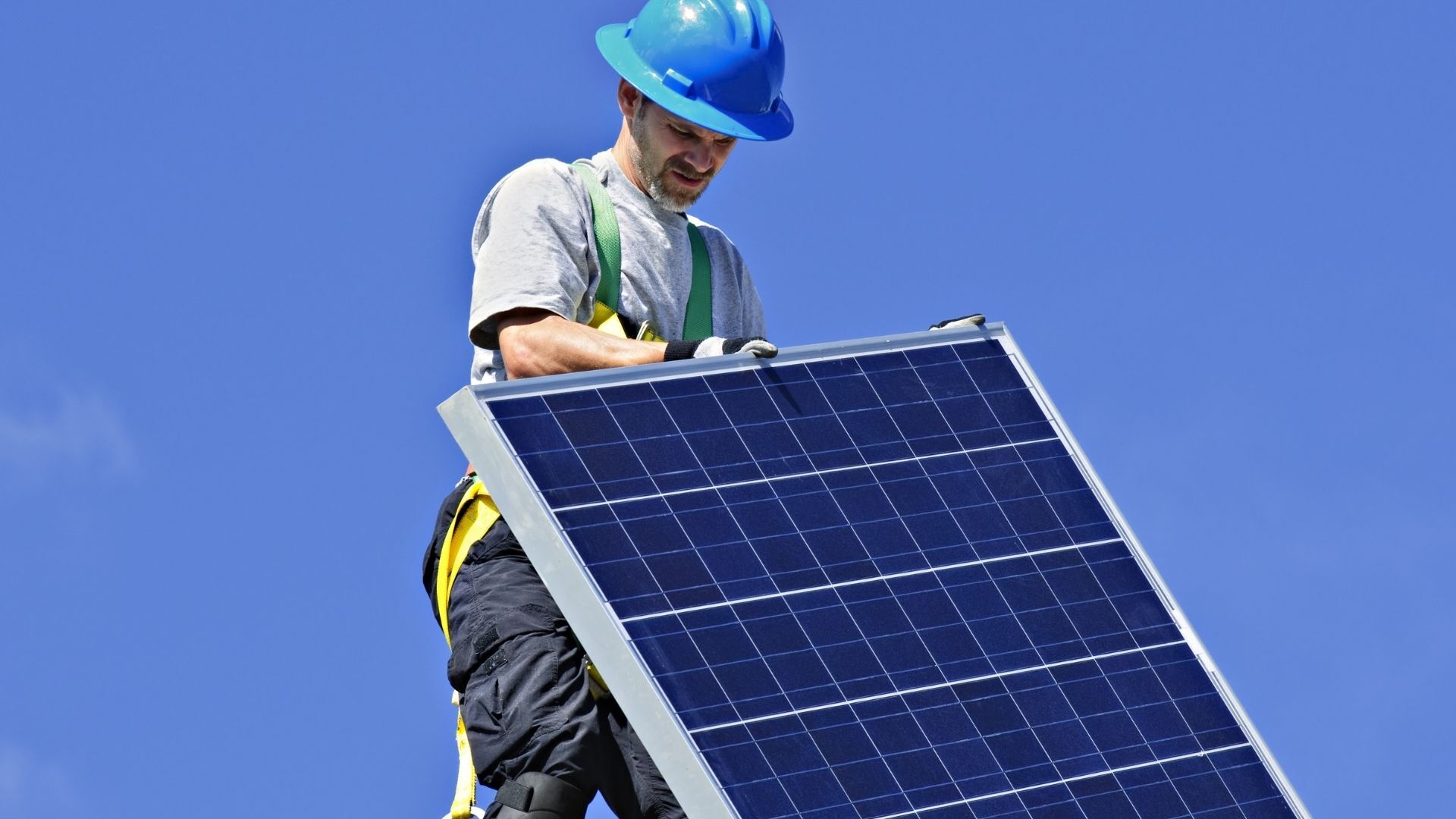 découvrez des stratégies efficaces pour maximiser le rendement de vos panneaux solaires. optimisez votre production d'énergie solaire et réduisez vos factures grâce à nos conseils pratiques et experts.