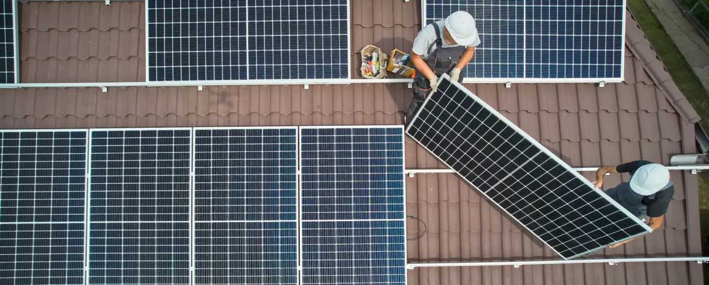 découvrez tout ce qu'il faut savoir sur le nombre de panneaux photovoltaïques nécessaires pour optimiser votre production d'énergie solaire. apprenez à calculer la puissance requise en fonction de vos besoins énergétiques et bénéficiez d'astuces pour optimiser votre installation.