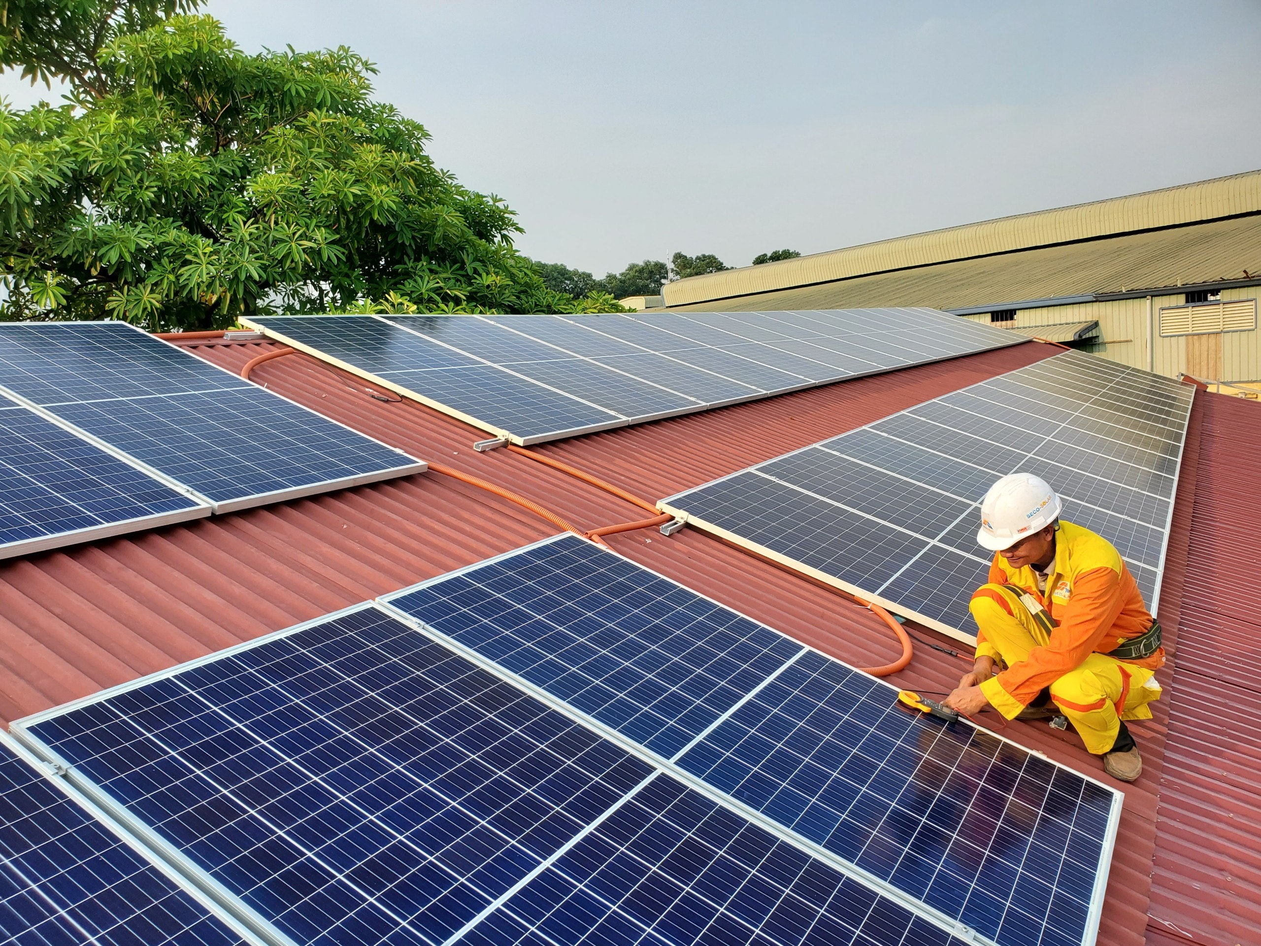 découvrez comment optimiser vos panneaux photovoltaïques pour maximiser leur rendement et réduire vos factures d'énergie. apprenez des techniques efficaces et des conseils pratiques pour tirer le meilleur parti de votre installation solaire.