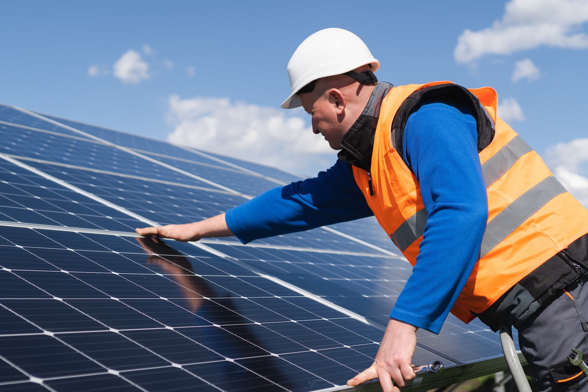 découvrez les avantages des panneaux photovoltaïques pour une énergie renouvelable et durable. optez pour une solution écologique et économique pour votre consommation électrique.