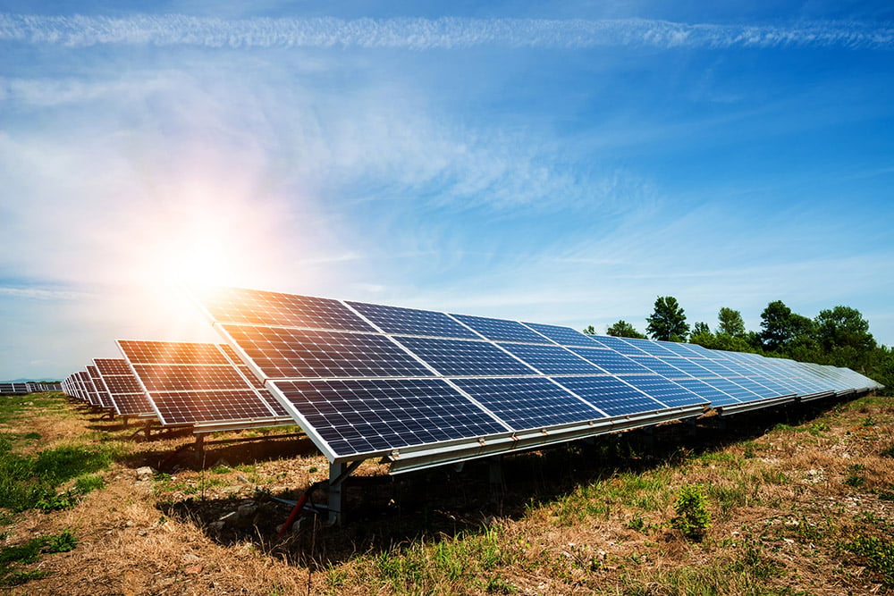 découvrez les panneaux photovoltaïques, une solution énergétique durable et écologique pour réduire votre facture d'électricité et contribuer à la protection de l'environnement. informez-vous sur leur fonctionnement, leurs avantages et comment les installer chez vous.