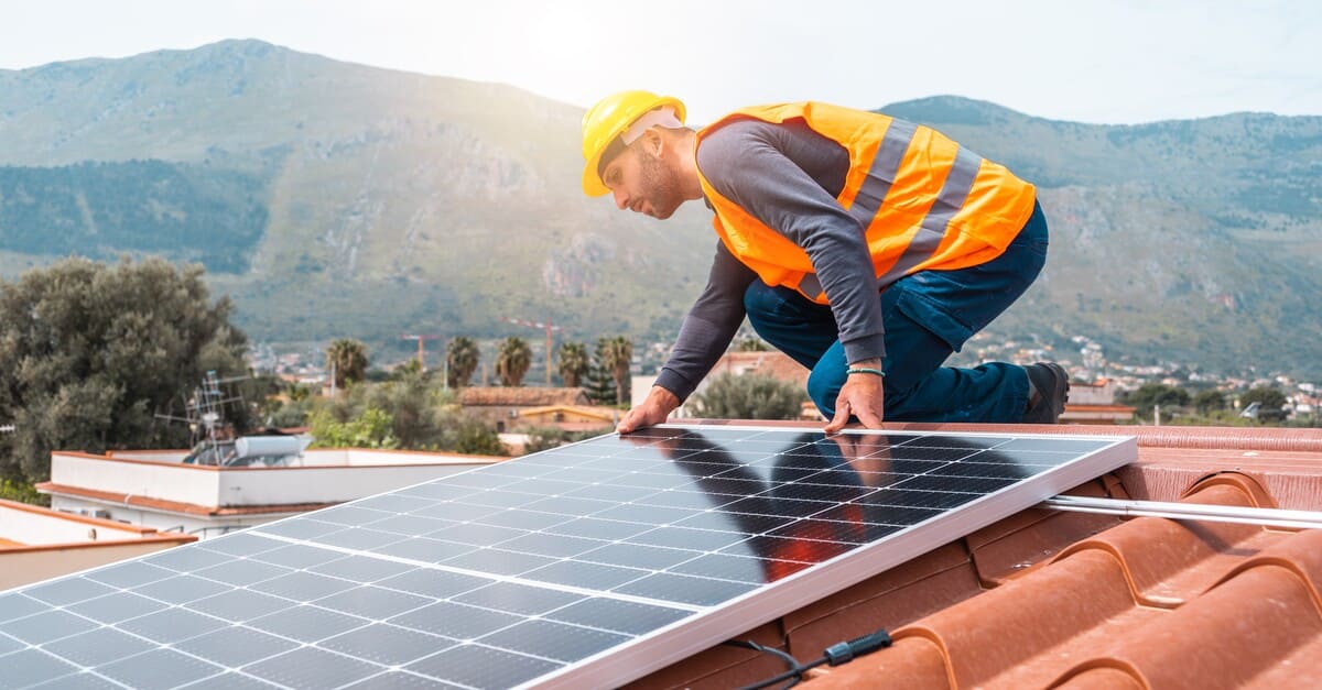 découvrez les avantages des panneaux photovoltaïques, une solution durable et économique pour produire de l'énergie renouvelable. optimisez votre consommation d'électricité tout en contribuant à la protection de l'environnement. investissez dans l'avenir avec des installations adaptées à vos besoins.
