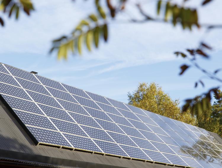 découvrez les avantages des panneaux photovoltaïques en alsace : économisez sur vos factures d'énergie, valorisez votre patrimoine et participez à la transition énergétique. profitez d'un ensoleillement optimal et de subventions avantageuses pour rendre votre investissement écologique et rentable.