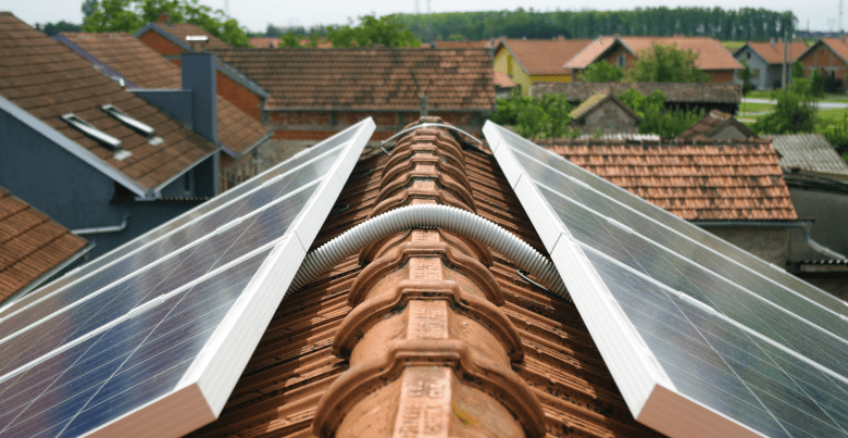découvrez comment les panneaux photovoltaïques peuvent transformer les copropriétés en solutions durables et écologiques. optimisez votre énergie, réduisez vos factures et participez à la transition énergétique avec des installations adaptées à votre bâtiment.