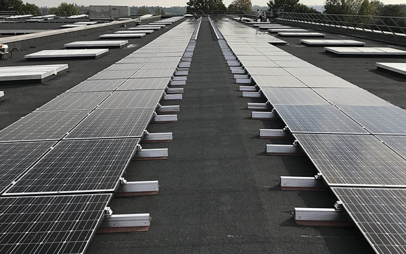 découvrez les nombreux avantages des panneaux photovoltaïques sur toit plat. optimisez l'espace et profitez d'une efficacité énergétique accrue tout en contribuant à la transition écologique. apprenez comment ces systèmes flexibles peuvent transformer votre toiture en une source d'énergie renouvelable.