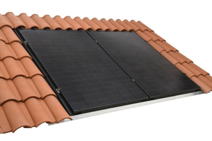 découvrez comment les panneaux photovoltaïques peuvent transformer votre toit en une source d'énergie durable et renouvelable. optez pour une solution écologique et économique qui contribue à la préservation de l'environnement tout en réduisant vos factures d'énergie.