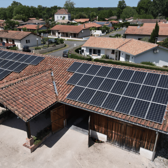 découvrez les solutions photovoltaïques dans les landes, alliant performance énergétique et respect de l'environnement. profitez de l'ensoleillement idéal de la région pour réduire votre facture d'électricité et contribuer à la transition énergétique. engagez-vous dès aujourd'hui vers un avenir durable!