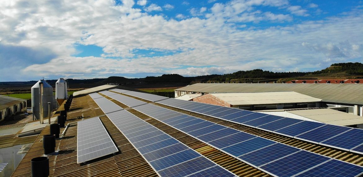 découvrez la réglementation photovoltaïque en france : normes, lois et incitations pour optimiser votre installation solaire. informez-vous sur les conditions d'éligibilité et les obligations légales pour bénéficier pleinement des avantages de l'énergie renouvelable.