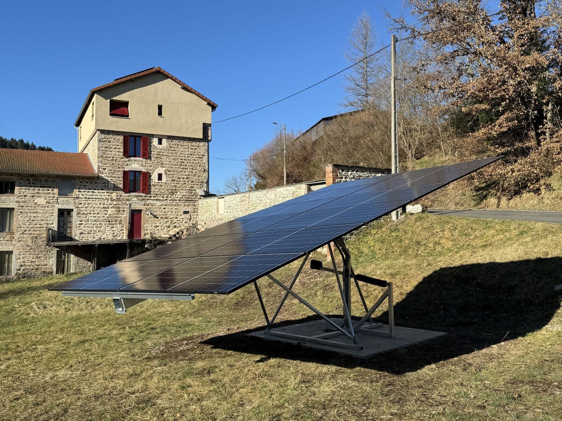 découvrez la réglementation liée aux systèmes photovoltaïques en france. informez-vous sur les normes, les aides financières, et les obligations légales pour maximiser votre projet d'énergie solaire tout en respectant les cadres établis.