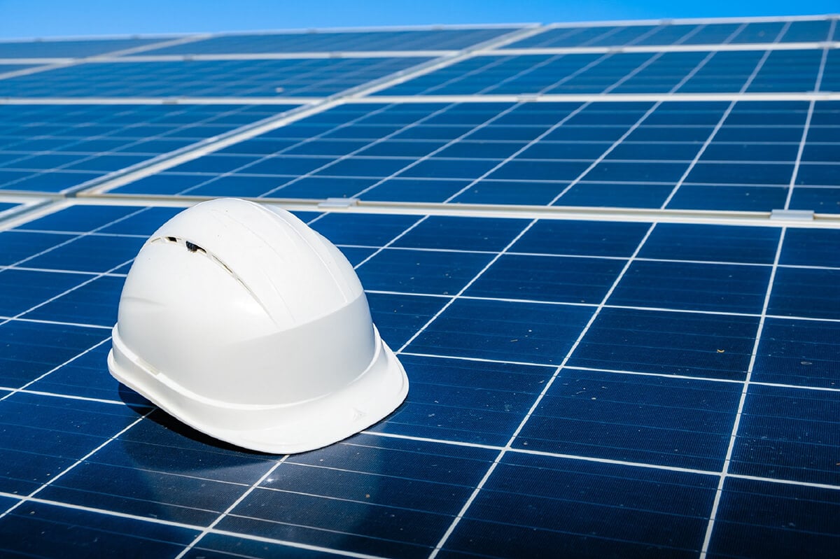 découvrez comment revendre efficacement vos panneaux photovoltaïques. maximisez vos profits grâce à nos conseils pratiques, du choix des acheteurs potentiels à la négociation.