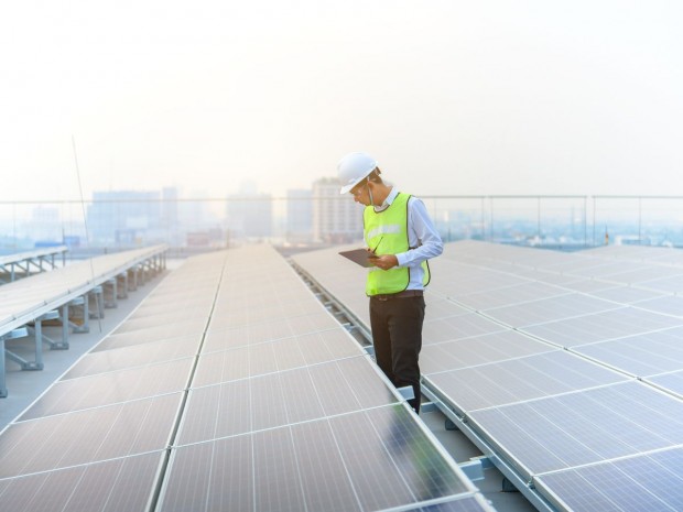 découvrez comment la révolution des panneaux photovoltaïques transforme notre approche de l'énergie durable. informez-vous sur les dernières innovations technologiques, les bénéfices écologiques et économiques, ainsi que les perspectives d'avenir pour une planète plus verte grâce à l'énergie solaire.