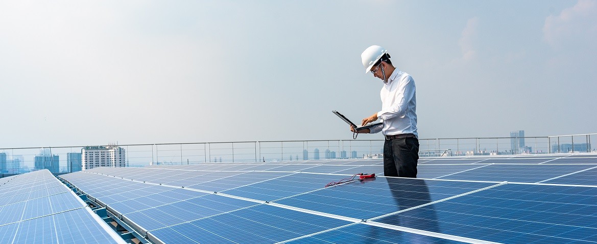 découvrez les risques associés aux panneaux photovoltaïques, y compris les aspects techniques, environnementaux et de sécurité. informez-vous sur les précautions à prendre pour une installation réussie et sécurisée de votre système solaire.