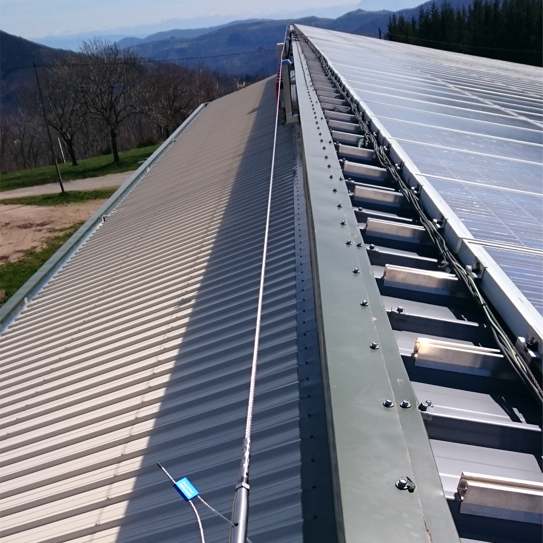 découvrez l'importance de la sécurité des panneaux photovoltaïques pour garantir un rendement optimal et prévenir les risques. informez-vous sur les normes et bonnes pratiques à adopter pour sécuriser votre installation solaire.