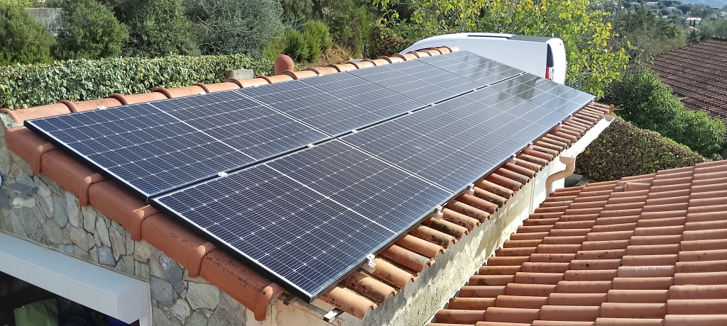 découvrez les subsides photovoltaïques et comment ils peuvent vous aider à financer votre projet d'énergie solaire. profitez d'aides financières pour réduire vos coûts d'installation et contribuer à un avenir énergétique durable.