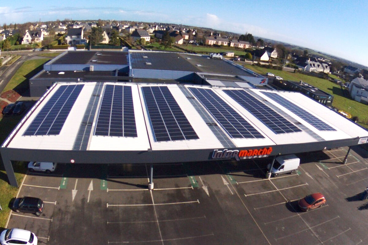 découvrez tout ce qu'il faut savoir sur la taxe liée aux panneaux photovoltaïques en france. informez-vous sur les réglementations, les exonérations possibles et les démarches à entreprendre pour profiter au mieux de votre installation solaire.
