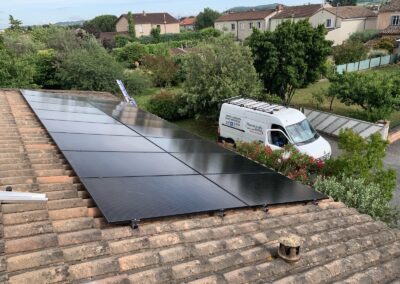 découvrez les solutions innovantes d'axa en matière de panneaux photovoltaïques. augmentez votre autonomie énergétique tout en réduisant votre empreinte carbone grâce à des technologies solaires performantes et durables.