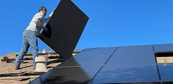 découvrez tout ce qu'il faut savoir sur le contrat edf pour les panneaux photovoltaïques. bénéficiez d'une énergie verte, d'économies sur votre facture d'électricité et d'aides financières pour l'installation de votre système solaire.