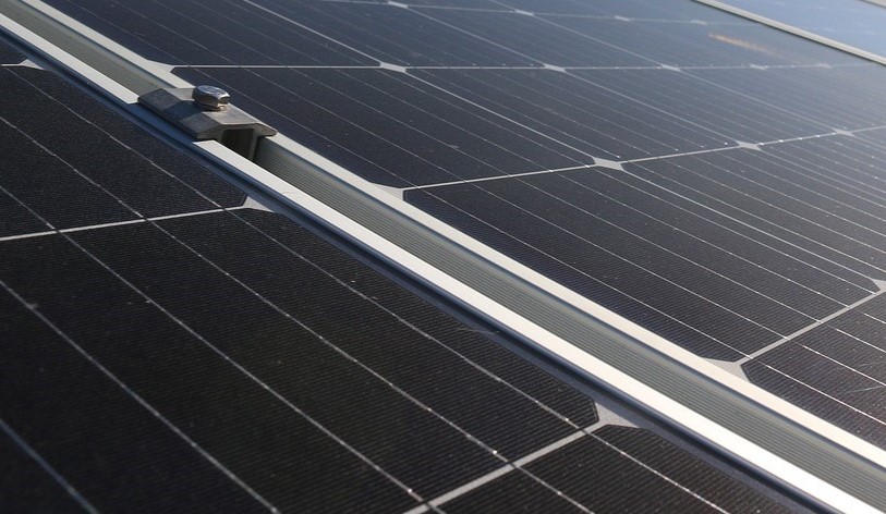 découvrez notre expertise dans la fabrication de panneaux photovoltaïques de haute qualité, conçus pour optimiser la production d'énergie solaire. bénéficiez de solutions durables et performantes, adaptées aux besoins de votre projet énergétique.