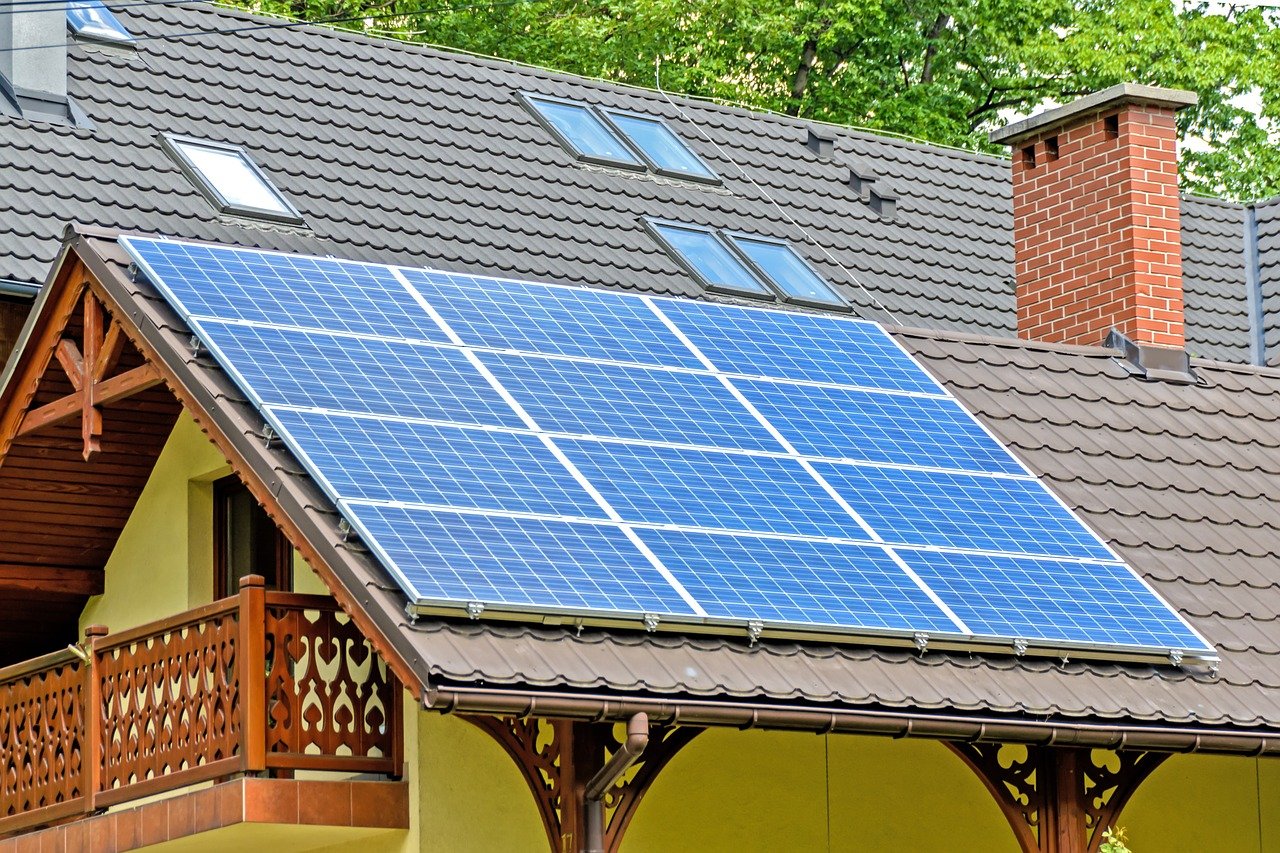 découvrez les normes essentielles des panneaux photovoltaïques pour garantir leur performance et leur conformité. informez-vous sur les standards de qualité, de sécurité et d'efficacité énergétique qui régissent l'installation et l'utilisation des systèmes solaires.