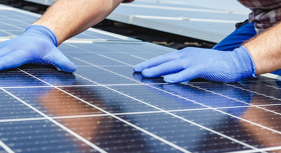 découvrez les normes essentielles pour les panneaux photovoltaïques en france. apprenez comment garantir la sécurité, la performance et la durabilité de vos installations solaires grâce à des réglementations adaptées et des standards de qualité.