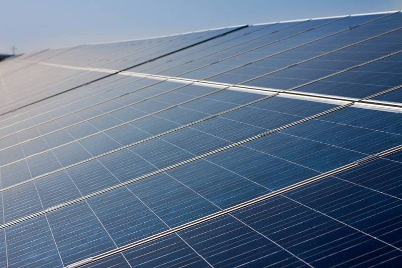 découvrez comment obtenir des panneaux photovoltaïques gratuits pour réduire votre facture d'énergie et favoriser l'énergie renouvelable. profitez de solutions durables et économiques pour un avenir plus vert.