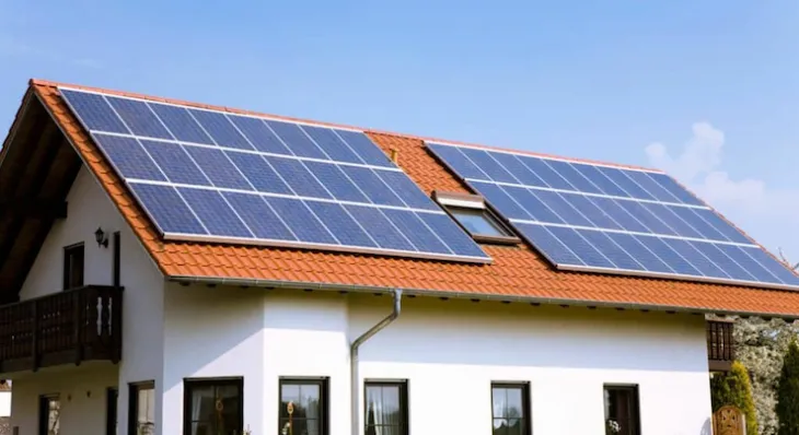 découvrez comment les primes photovoltaïques peuvent vous aider à financer votre installation solaire. profitez d'aides financières et d'incitations pour investir dans l'énergie renouvelable et réduire votre facture d'électricité tout en contribuant à la protection de l'environnement.