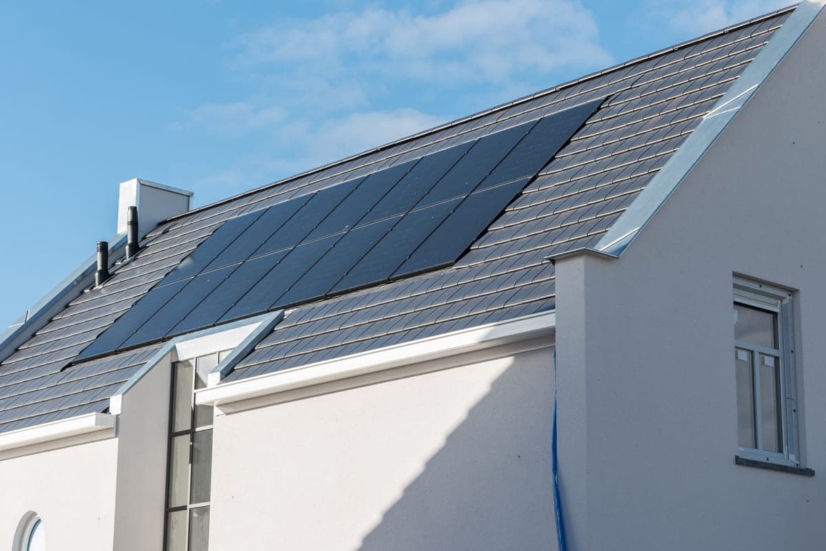 découvrez comment maximiser la rentabilité de vos panneaux photovoltaïques grâce à nos conseils pratiques. apprenez à évaluer les coûts, les économies d'énergie et les incitations financières pour tirer le meilleur parti de votre installation solaire.