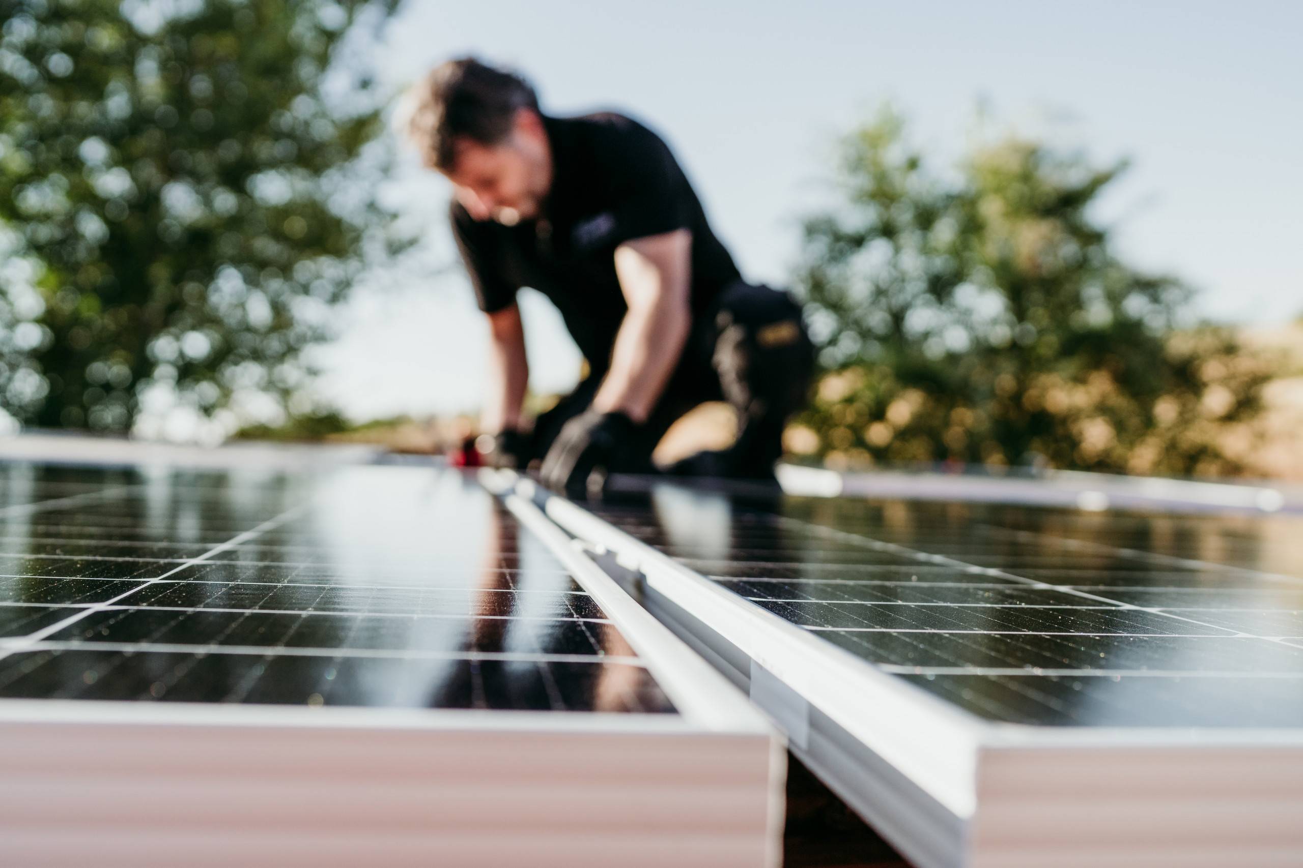 découvrez comment réussir votre installation solaire grâce à nos conseils pratiques et notre guide étape par étape. optimisez votre projet pour bénéficier d'une énergie renouvelable efficace et durable.