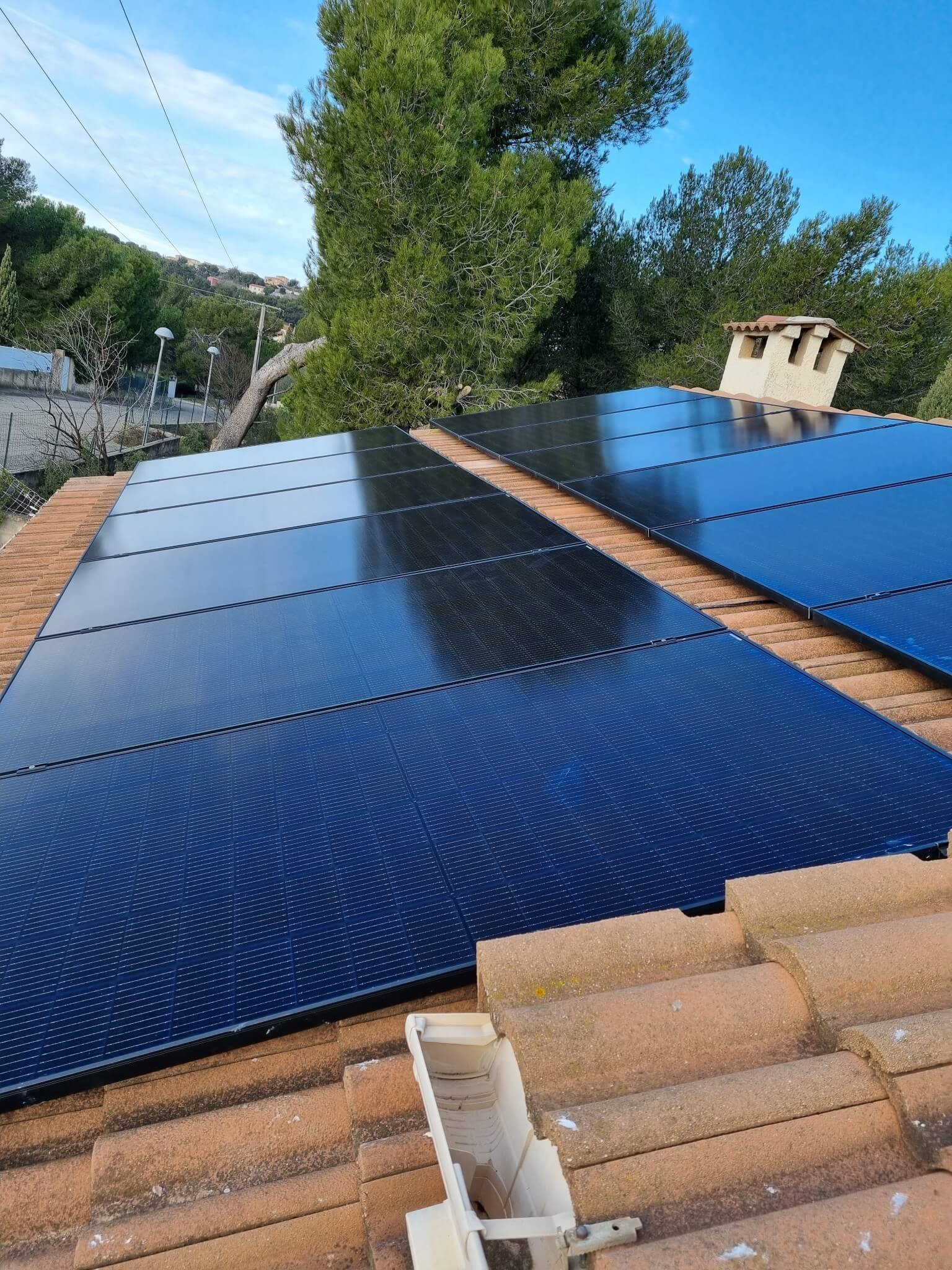 découvrez comment bénéficier d'une aide pour l'installation de panneaux photovoltaïques. profitez des subventions et des conseils pour réduire vos factures d'énergie tout en contribuant à la protection de l'environnement grâce à l'énergie solaire.
