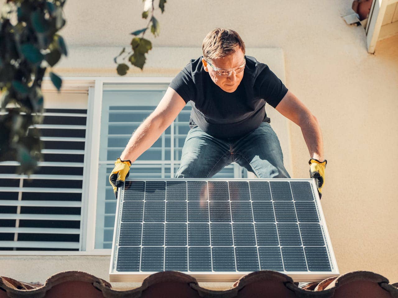 découvrez les différentes aides disponibles pour installer des panneaux photovoltaïques. profitez de subventions, crédits d'impôt et autres dispositifs afin de rendre votre projet d'énergie solaire plus accessible et rentable.