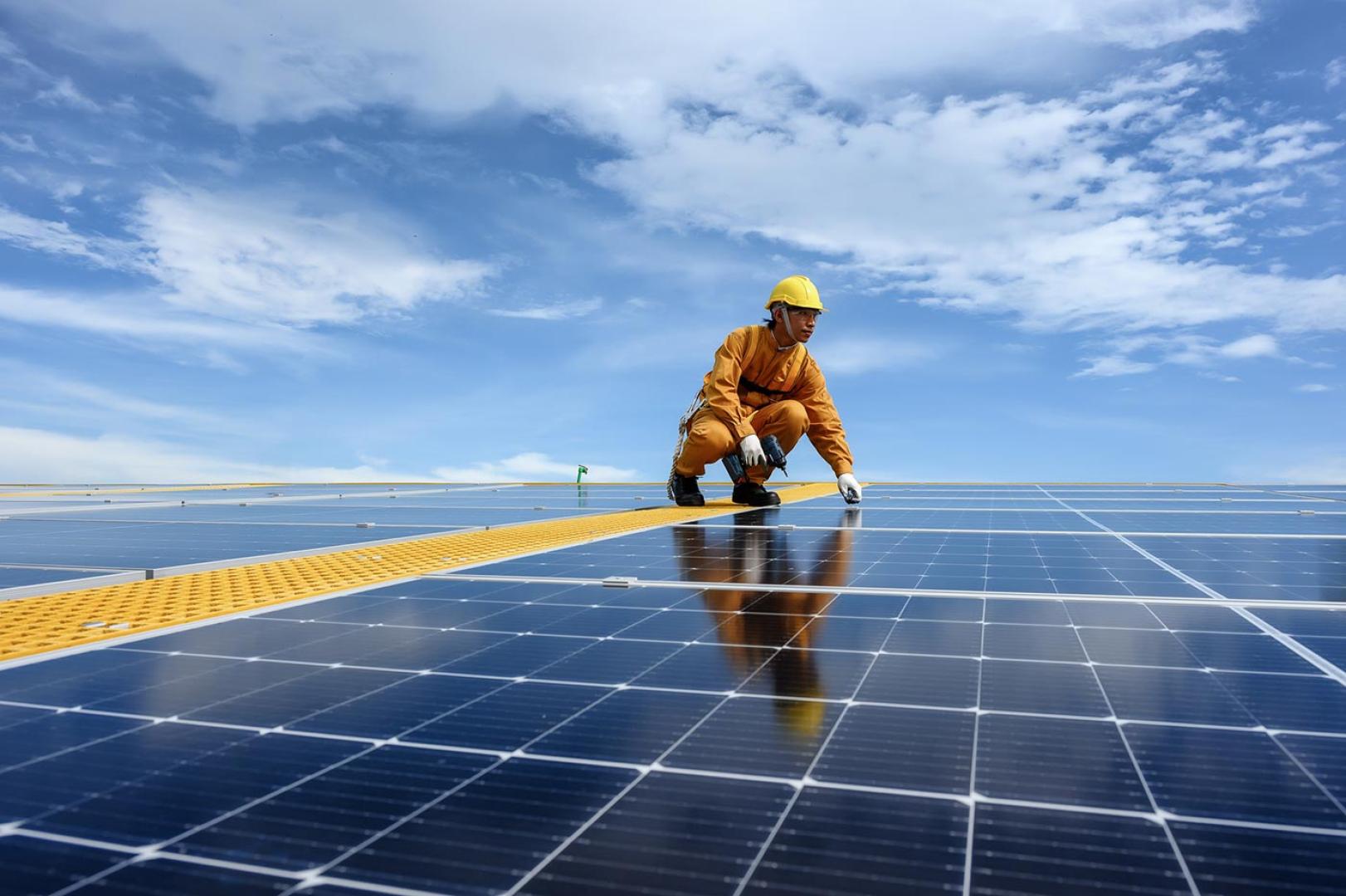 découvrez comment amortir votre investissement dans des panneaux photovoltaïques grâce à des conseils pratiques et des stratégies efficaces. apprenez à optimiser votre retour sur investissement tout en contribuant à la transition énergétique.