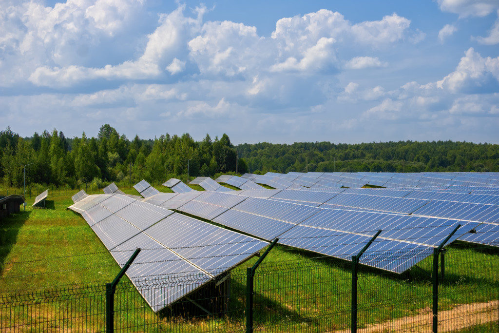 découvrez l'avenir du photovoltaïque : des technologies innovantes pour une énergie solaire durable et accessible, contribuant à la transition énergétique et à la protection de notre planète.