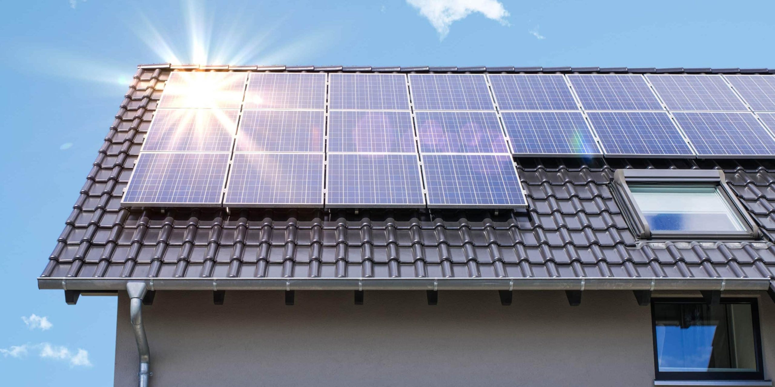découvrez les principales causes influençant la production de panneaux photovoltaïques, de l'innovation technologique aux facteurs environnementaux, et comment elles impactent l'efficacité énergétique des installations solaires.