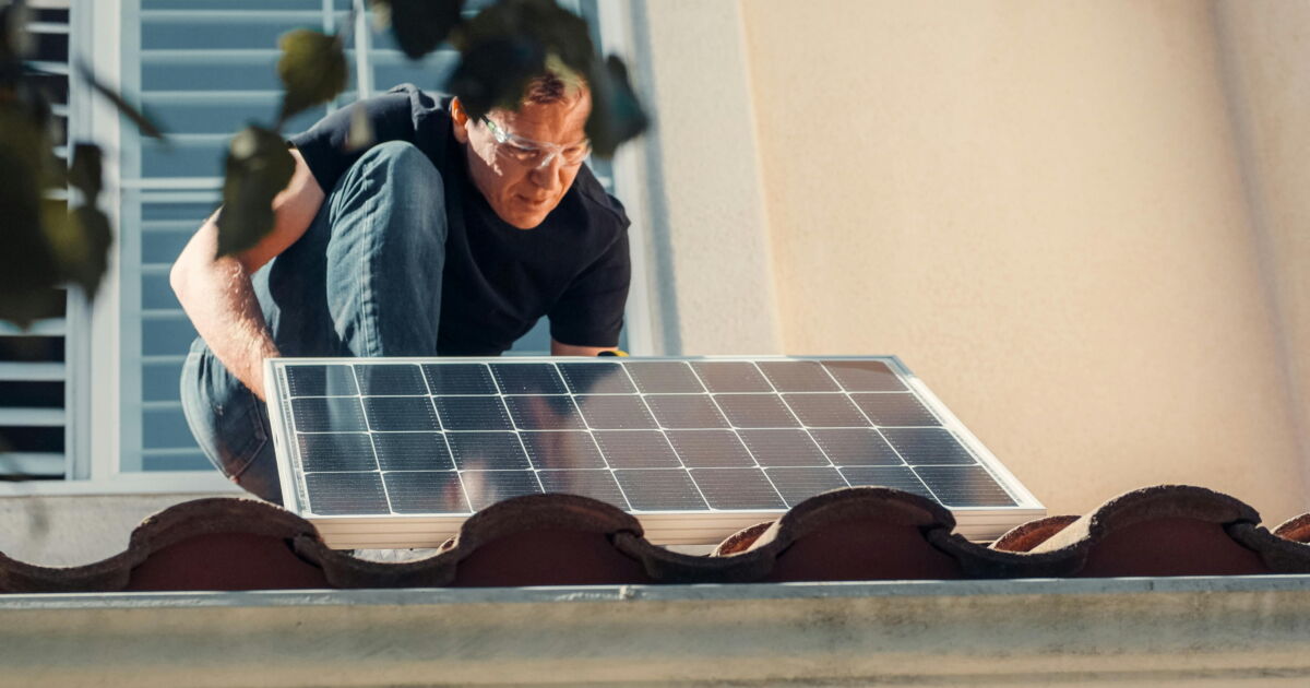 découvrez tout ce qu'il faut savoir sur le cerfa relatif aux panneaux photovoltaïques : formalités, documents nécessaires, et démarches pour bénéficier des aides à l'installation. optimisez votre projet énergétique avec nos conseils.