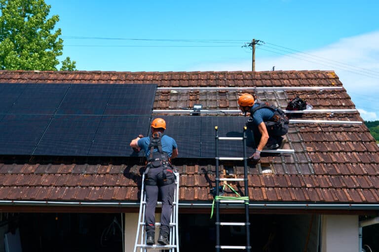 découvrez comment choisir le meilleur installateur de panneaux photovoltaïques en belgique. comparez les offres, vérifiez les certifications et bénéficiez de conseils d'experts pour optimiser votre transition vers l'énergie solaire.
