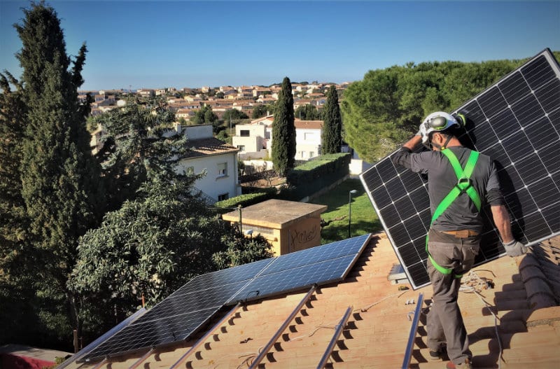 découvrez comment choisir le meilleur installateur photovoltaïque dans l'hérault pour optimiser votre transition énergétique. comparez les services, les avis clients et les certifications pour faire le choix idéal pour votre projet solaire.